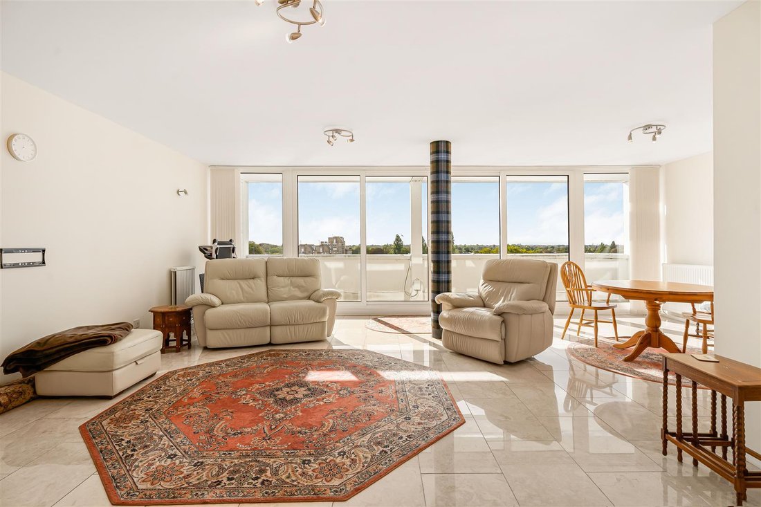 Penthouse in Kingston Upon Thames, Royal Borough of Kingston upon Thames, England 2 - 18987987