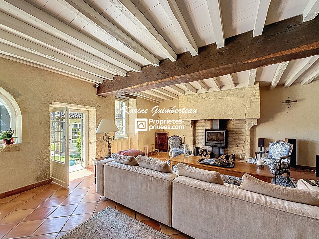 Villa in Branne, Nouvelle-Aquitaine, France 4 - 18989851