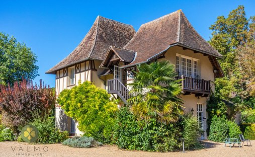 Château à Cherisy, Centre-Val de Loire, France 1