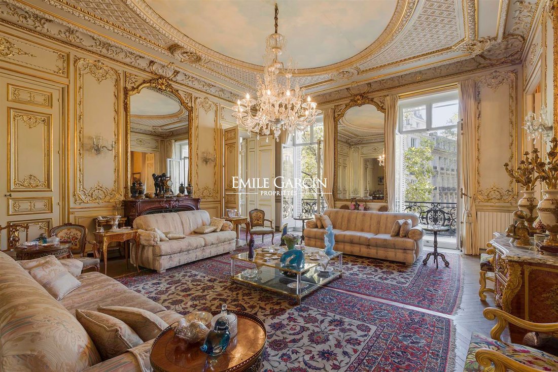 Apartment in Saint Philippe du Roule, Paris 8e Arrondissement, Paris 2 - 18989830