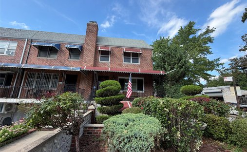 House in New York, New York, United States 1