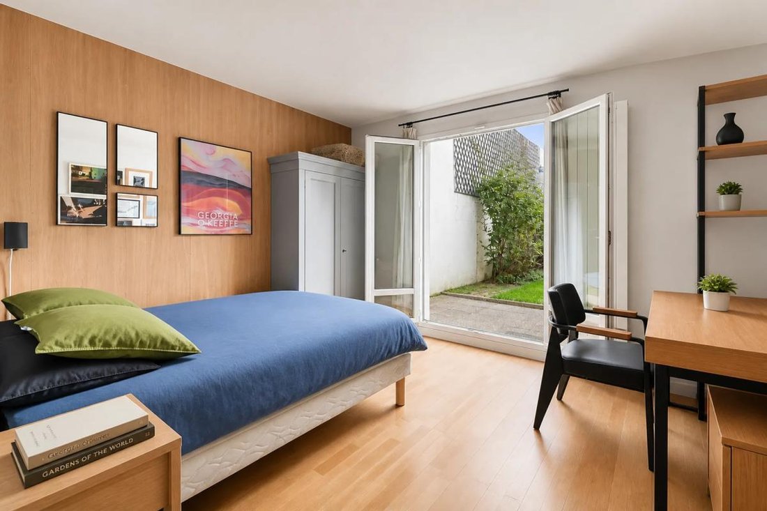Apartment in Grange Aux Belles-Terrage, Paris 10e Arrondissement, Paris 4 - 18989509