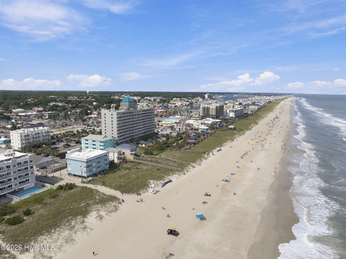 Condo in Carolina Beach, North Carolina, United States 3 - 18617257