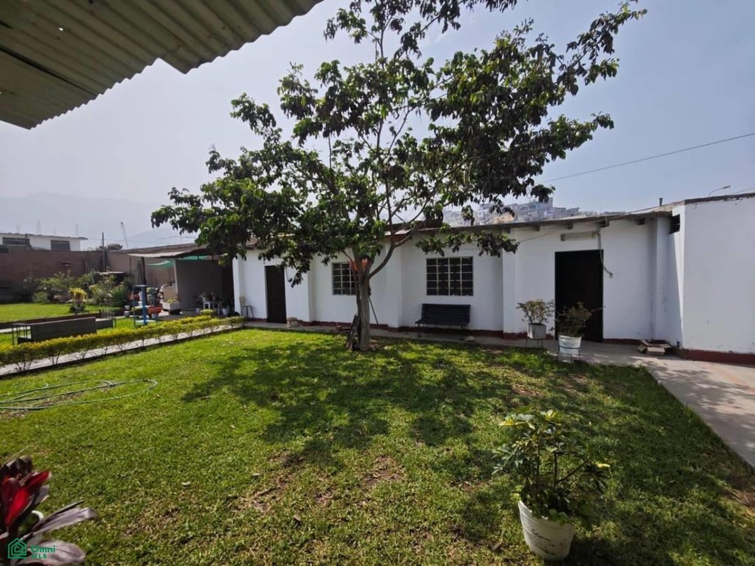 Condo in San Juan de Miraflores, Metropolitan Municipality of Lima, Peru 1 - 18066432