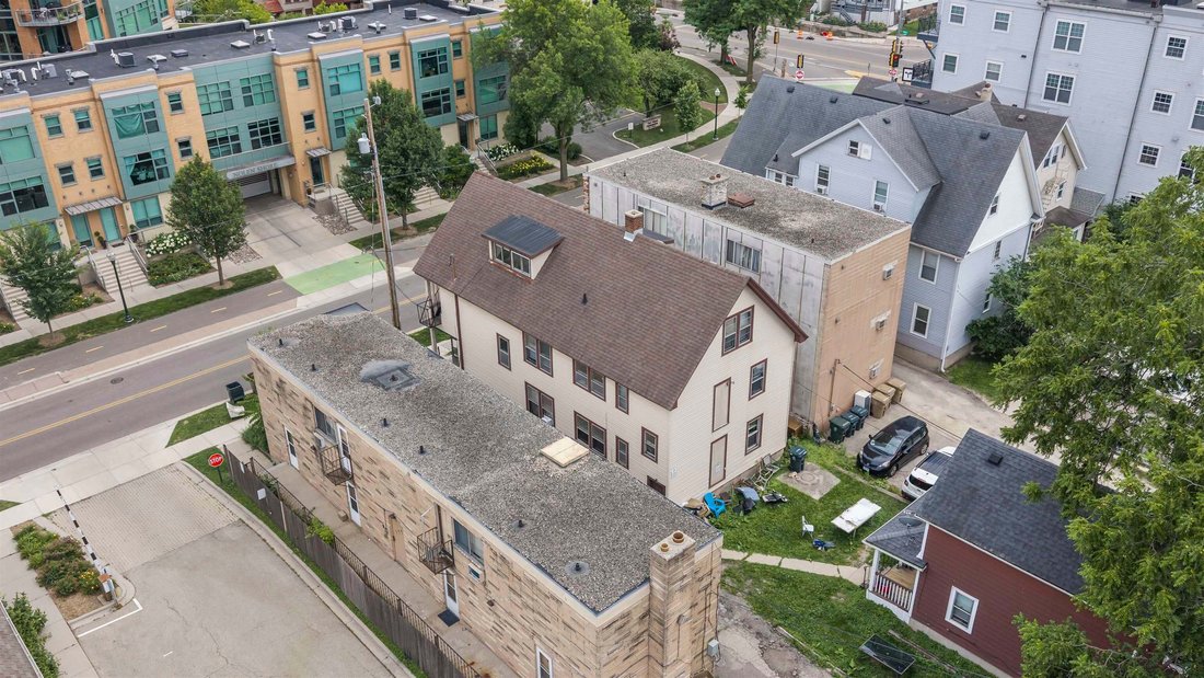 Madison, Wisconsin, United States 5 - 18988012