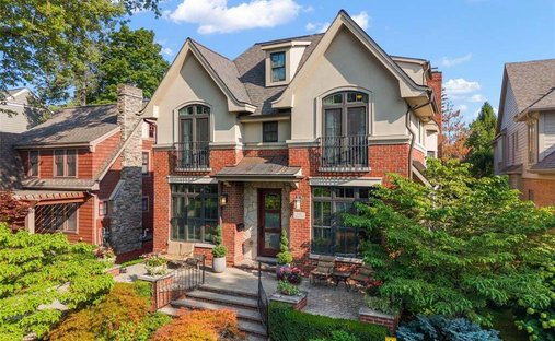 House in Birmingham, Michigan, United States 1