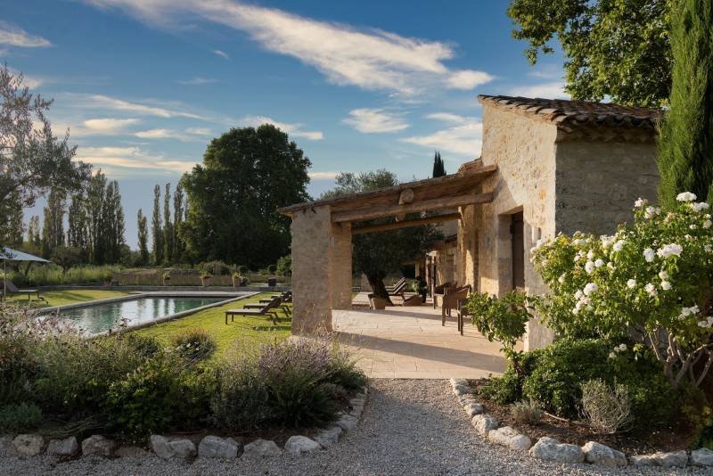 Estate in Ménerbes, Provence-Alpes-Côte d'Azur, France 3 - 18989601
