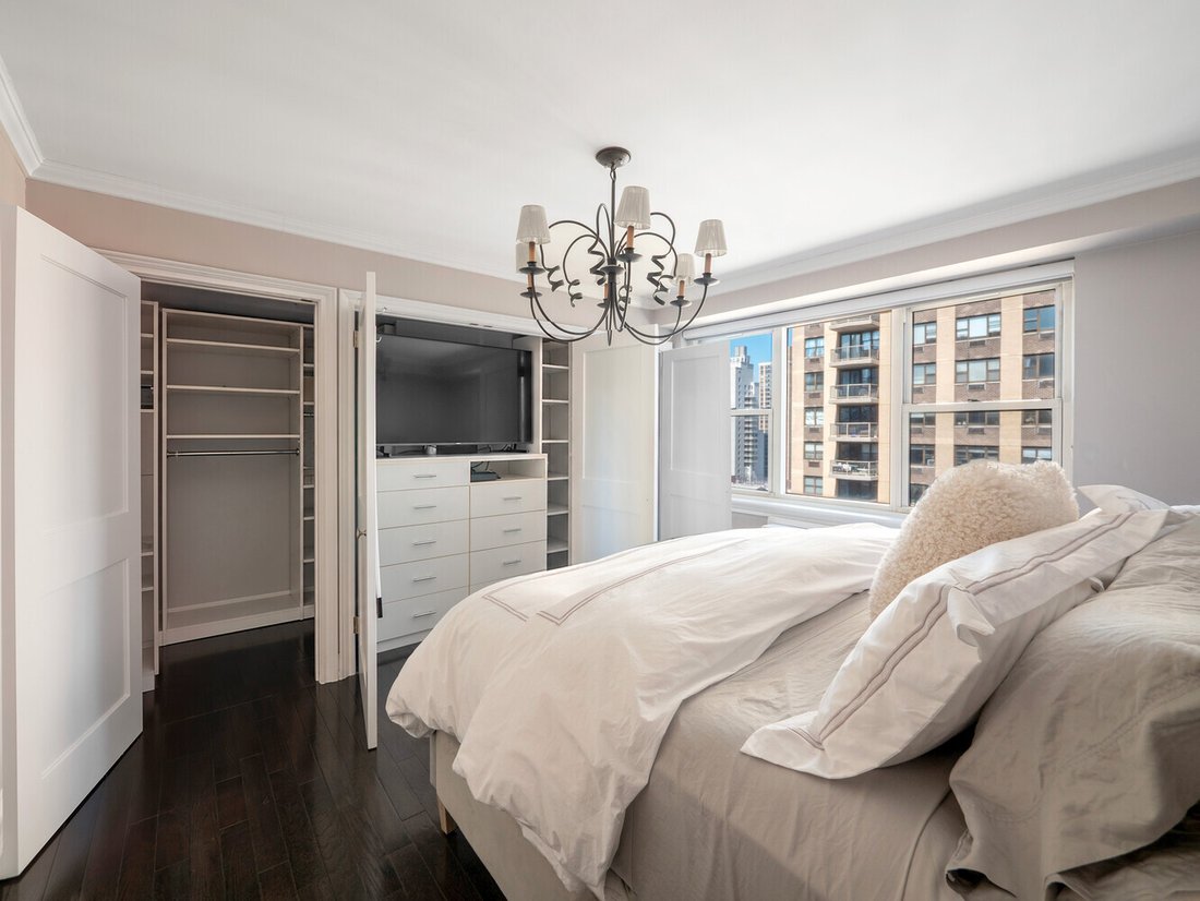 Co Op in New York, New York, United States 4 - 18989550
