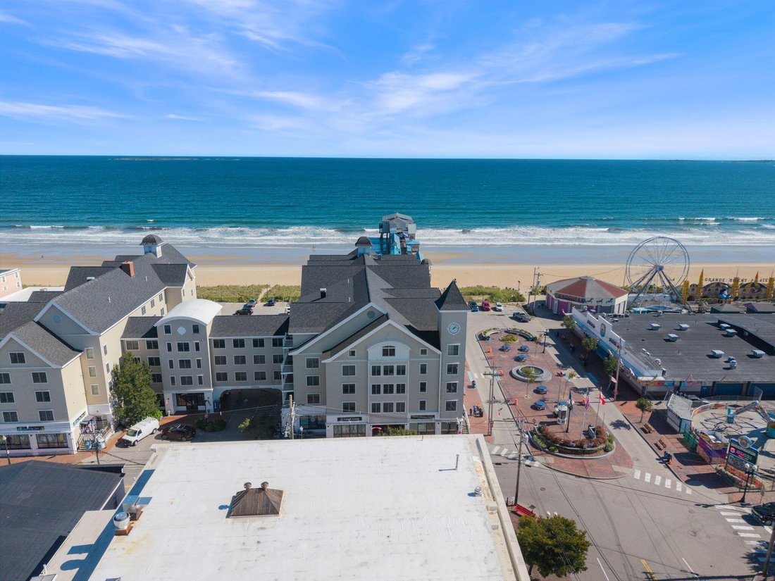 Condo in Old Orchard Beach, Maine, United States 3 - 18988897
