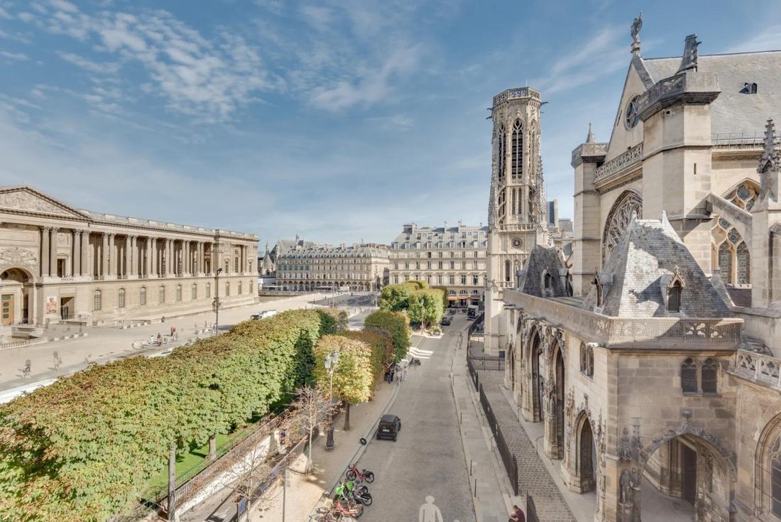 Apartment in Saint Germain l'Auxerrois, Paris 1er Arrondissement, Paris 1 - 18989523