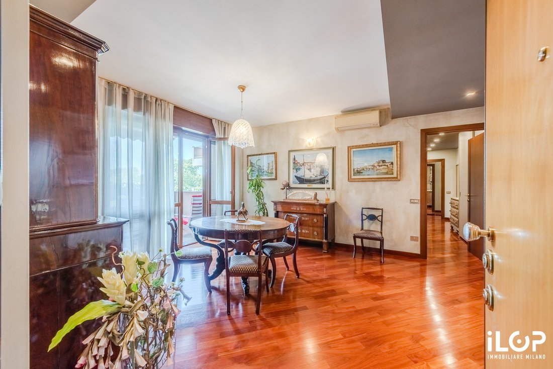 Apartment in Rozzano, Lombardy, Italy 1 - 18988201