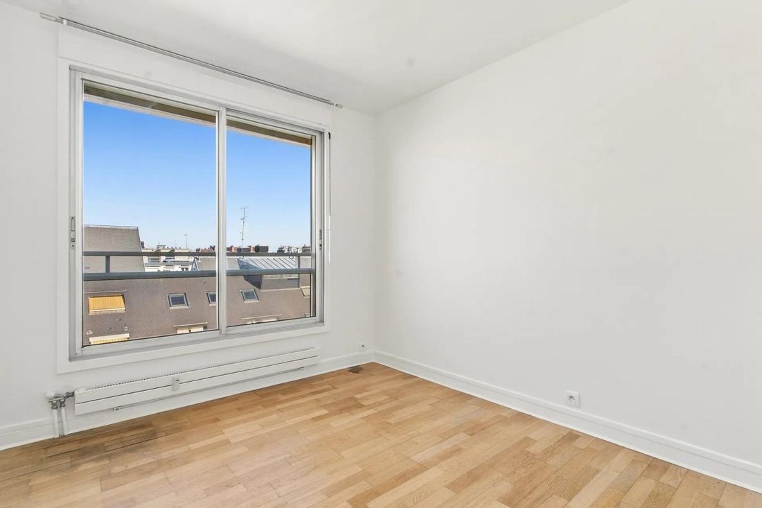 Apartment in Vincennes, Ile-de-France, France 4 - 18989516