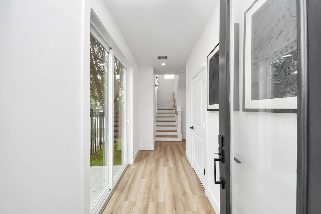 House in Houston, Texas, United States 5 - 18989088