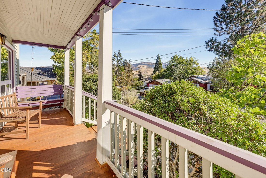 House in Ashland, Oregon, United States 4 - 18988175