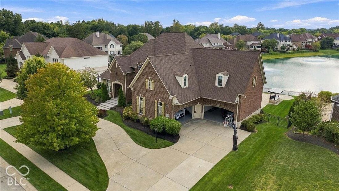 House in Carmel, Indiana, United States 5 - 18988230