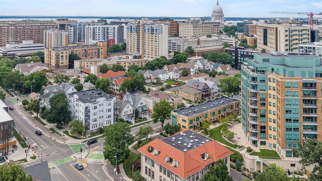 Madison, Wisconsin, United States 4 - 18988012