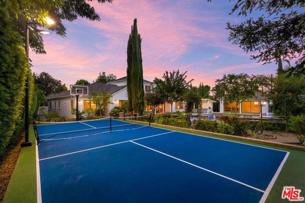 House in Los Angeles, California, United States 3 - 18988045