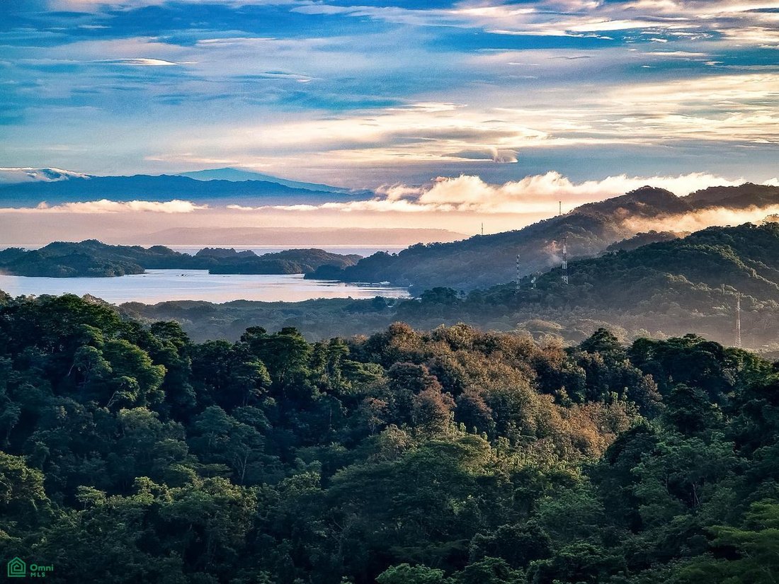 Land in Paquera, Puntarenas Province, Costa Rica 1 - 17810874