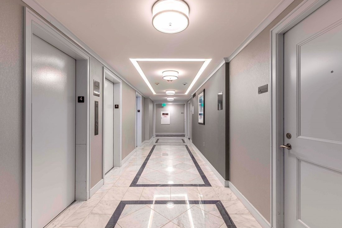 Condo in Boston, Massachusetts, United States 2 - 18989335
