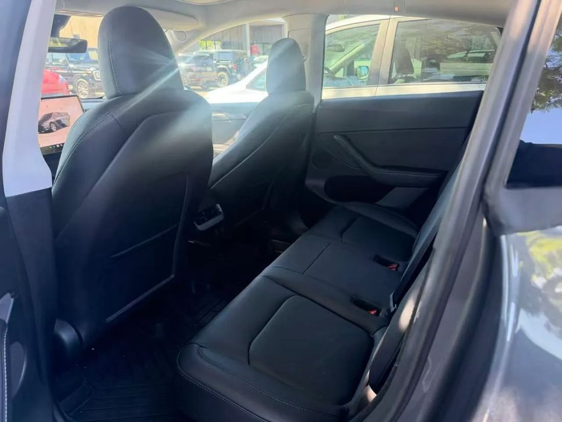 Suv in Costa Mesa, CA, United States 4 - 18989879