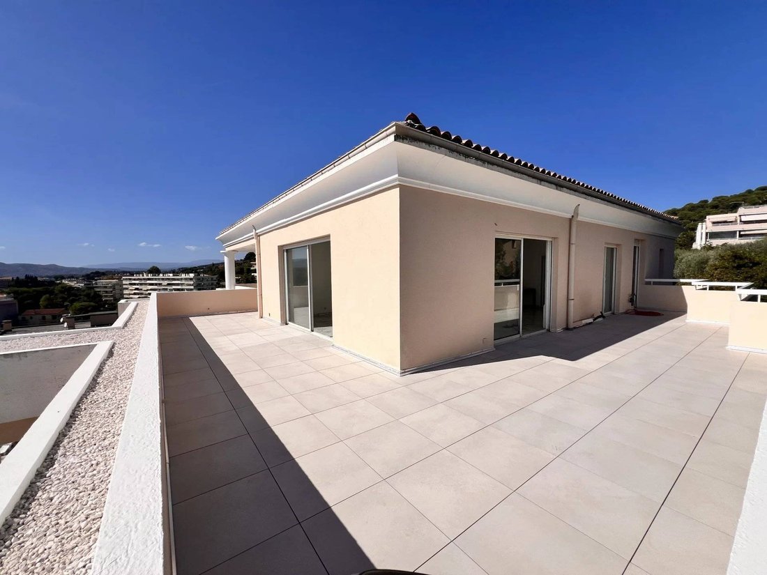 Apartment in Maurice Jeanpierre, Le Cannet, France 4 - 15675337