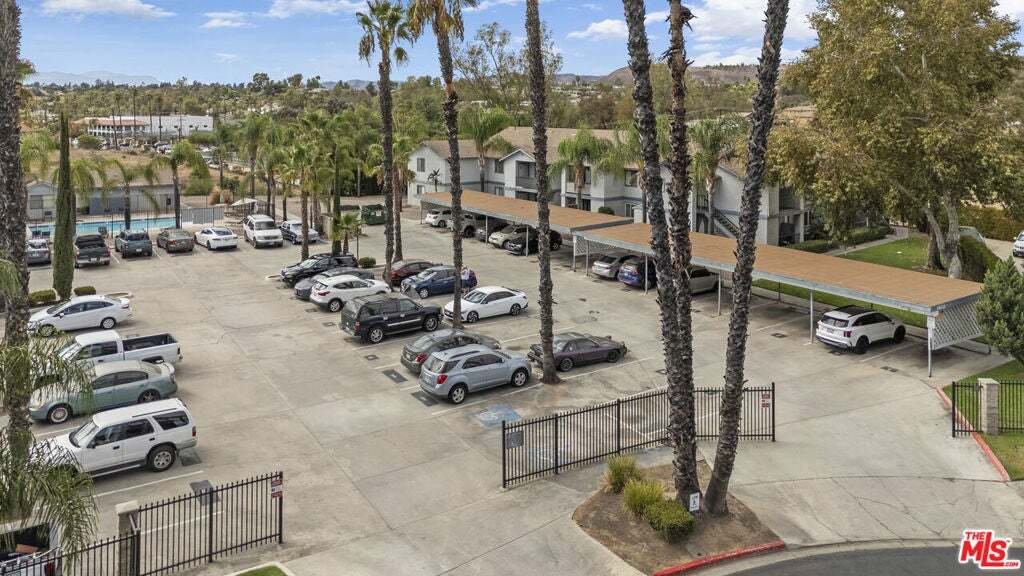 Murrieta, California, United States 2 - 18988073