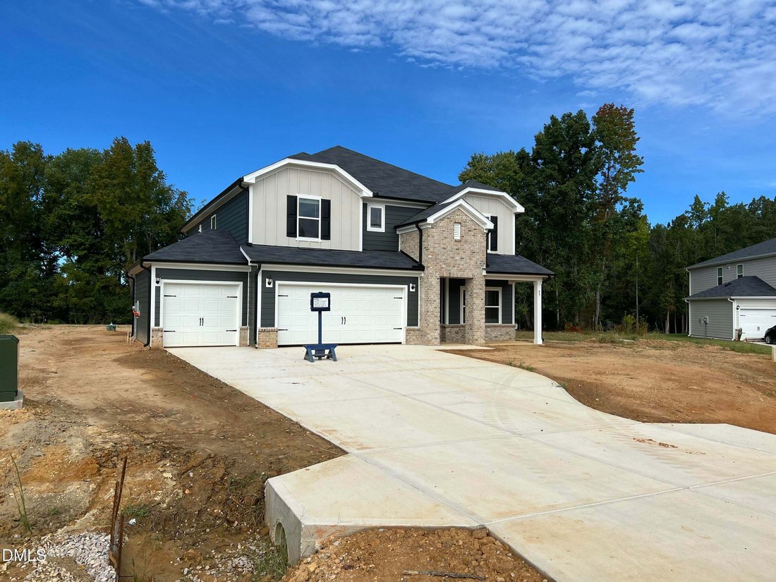 House in Zebulon, North Carolina, United States 3 - 18114070