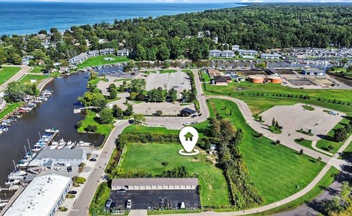 Land in South Haven, Michigan, United States 1