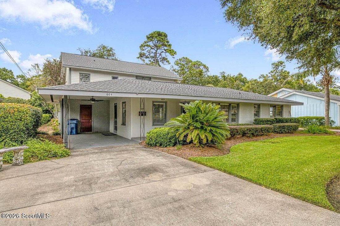 House in St. Simons, Georgia, United States 3 - 18988029