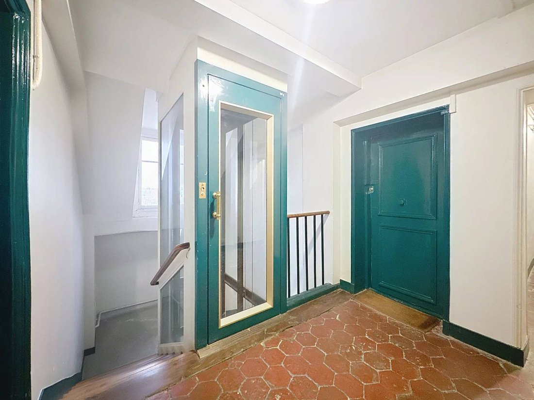 Apartment in Invalides, Paris 7e Arrondissement, Paris 5 - 18989250