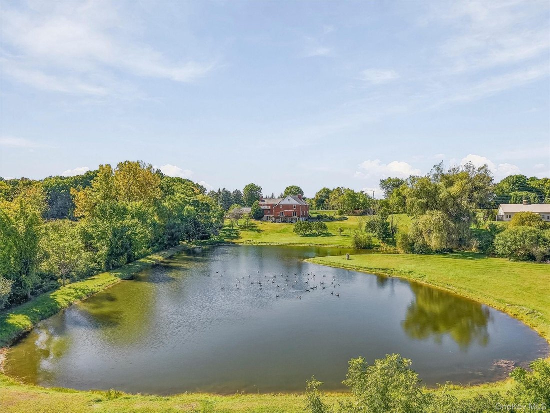 House in Millbrook, New York, United States 1 - 18989404