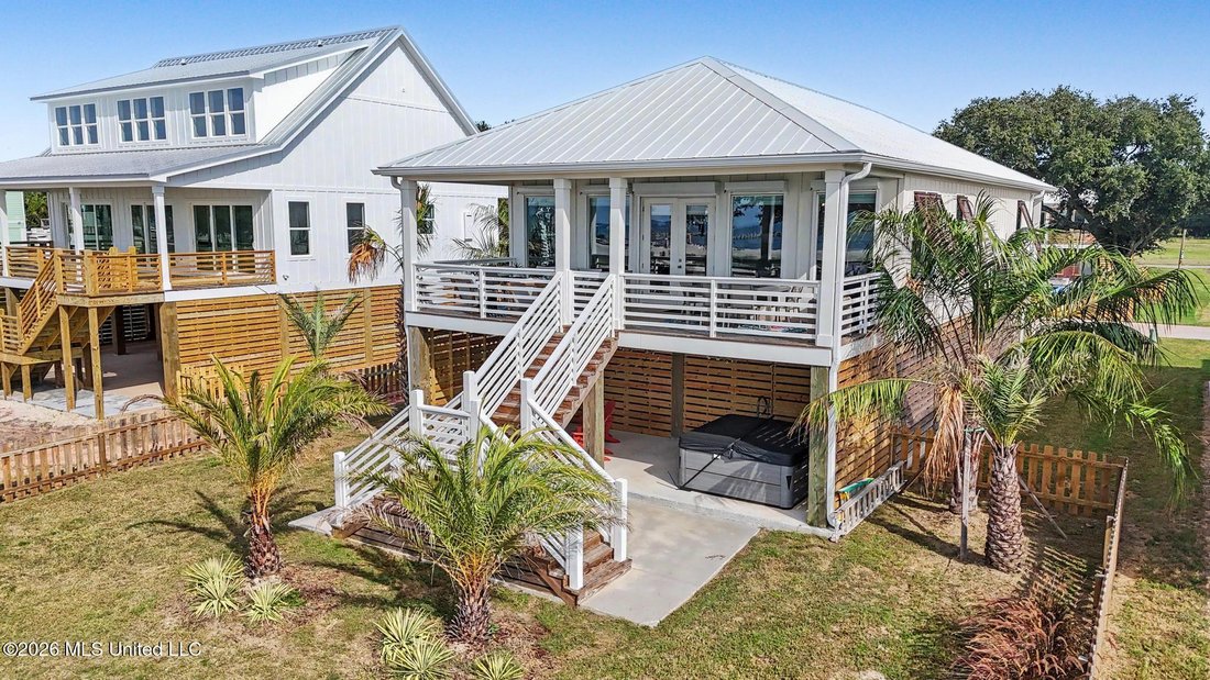 House in Gulfport, Mississippi, United States 2 - 18988015
