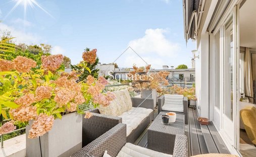 Apartment in La Plaine des Sablons, Neuilly-sur-Seine, France 1