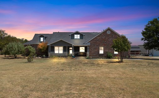 House in Krum, Texas, United States 1