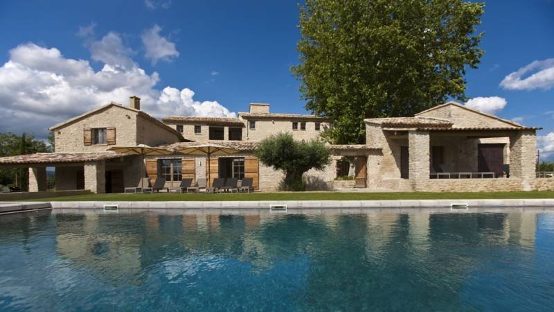 Estate in Ménerbes, Provence-Alpes-Côte d'Azur, France 1 - 18989601