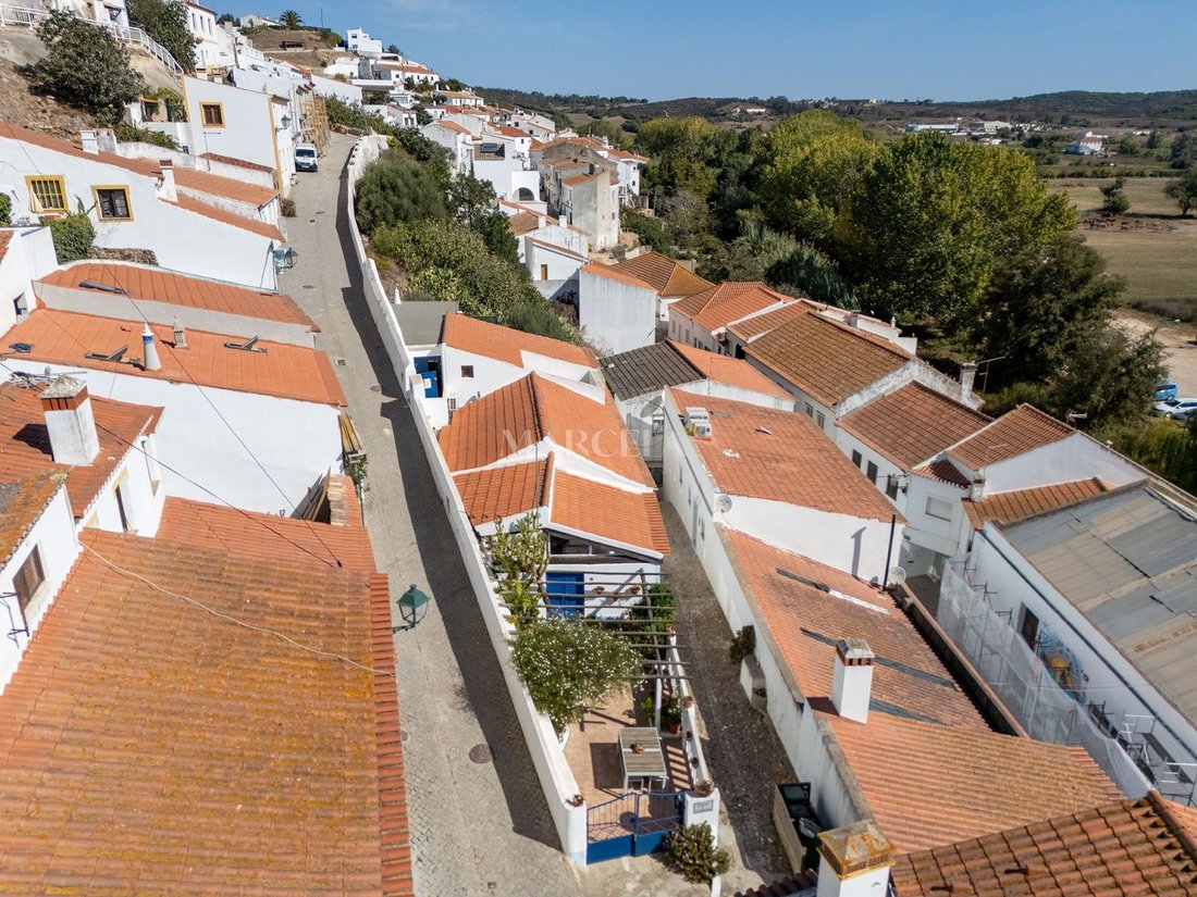 Villa in Aljezur, Algarve, Portugal 1 - 18989657