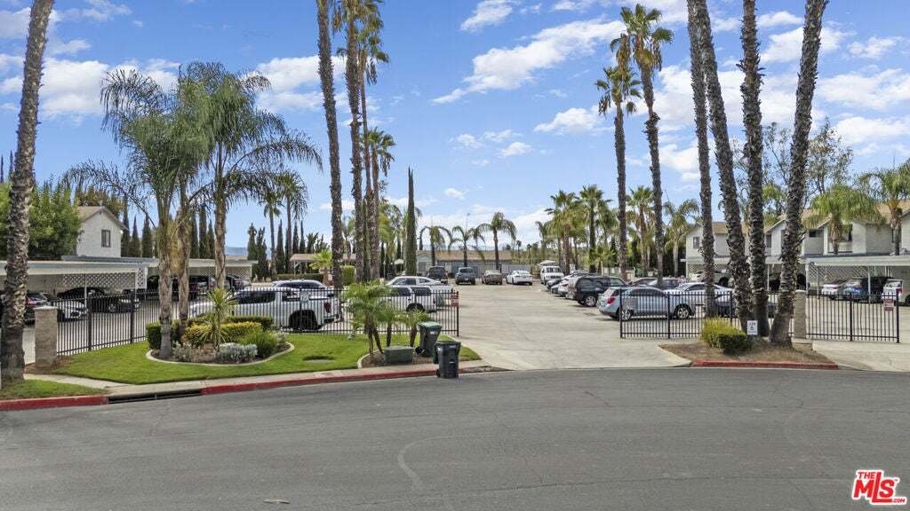 Murrieta, California, United States 5 - 18988073