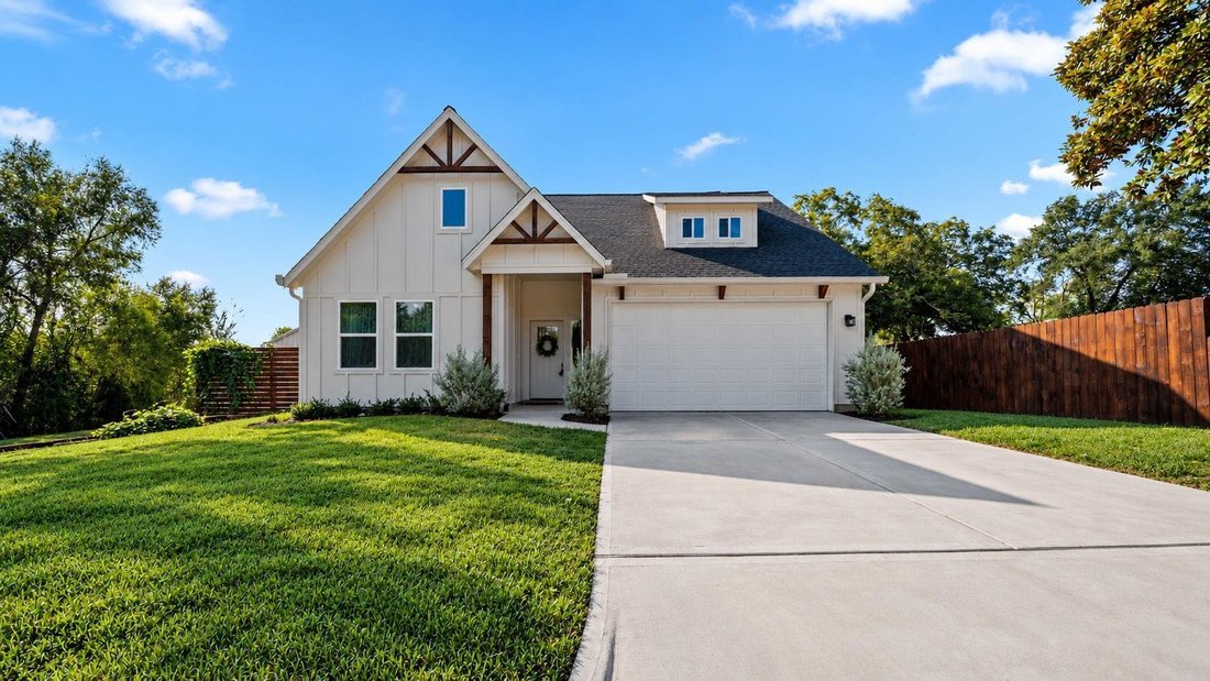 House in Brenham, Texas, United States 4 - 18989097