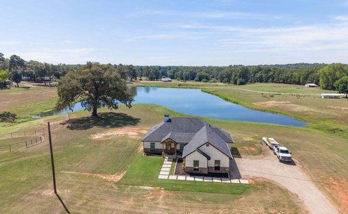 House in Troup, Texas, United States 1
