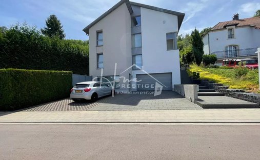 Villa in Pétange, Esch-sur-Alzette, Luxembourg 1