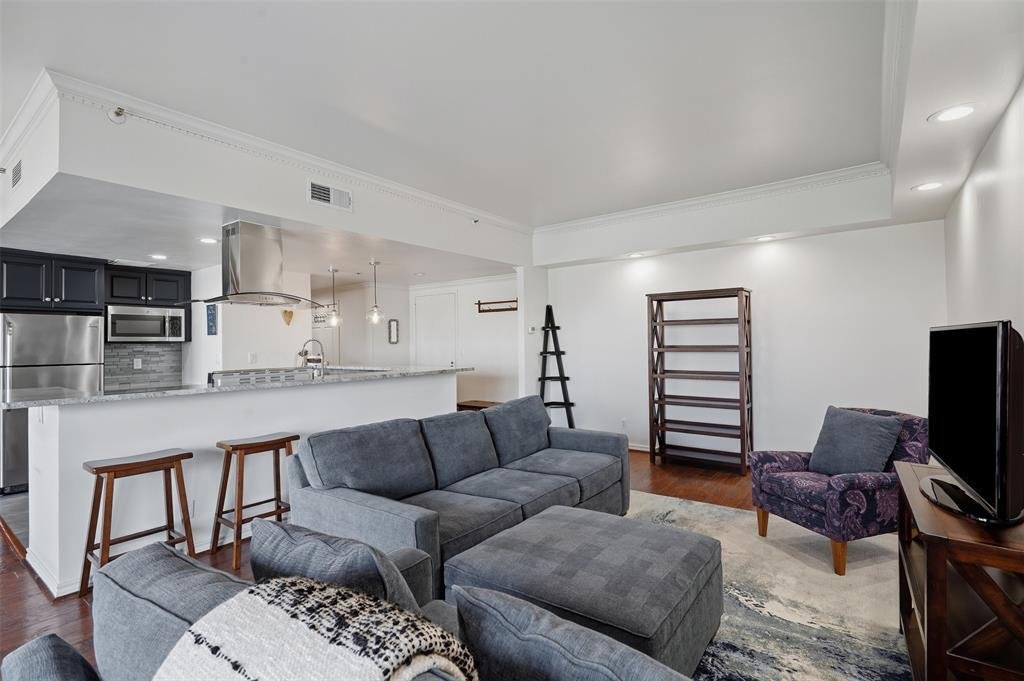 Condo in Dallas, Texas, United States 2 - 18988625