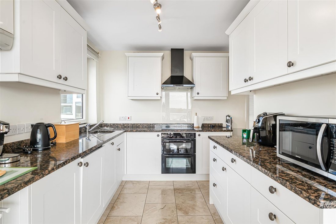 Penthouse in Kingston Upon Thames, Royal Borough of Kingston upon Thames, England 4 - 18987987
