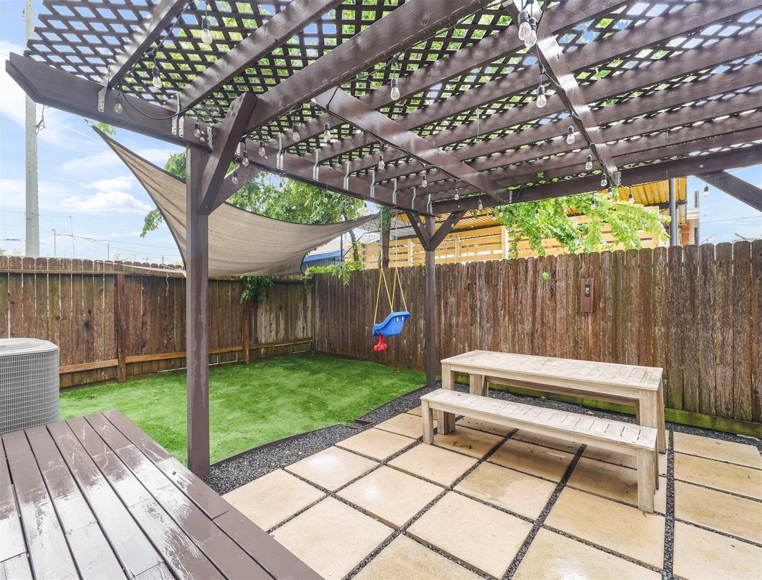 House in Houston, Texas, United States 1 - 18989071
