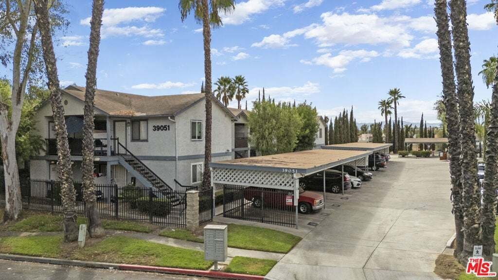 Murrieta, California, United States 3 - 18988073