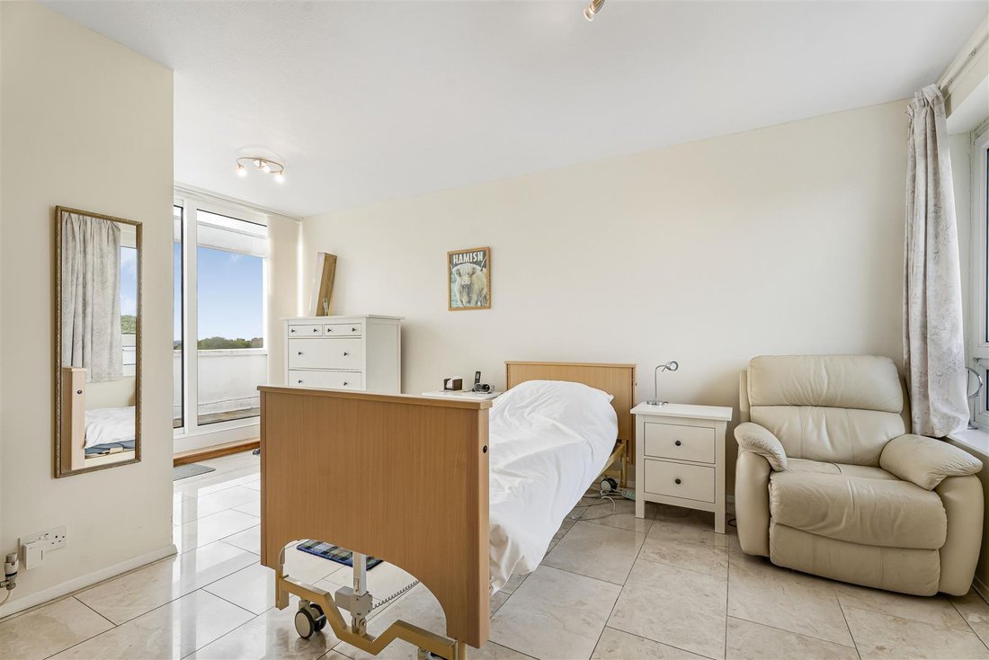 Penthouse in Kingston Upon Thames, Royal Borough of Kingston upon Thames, England 5 - 18987987