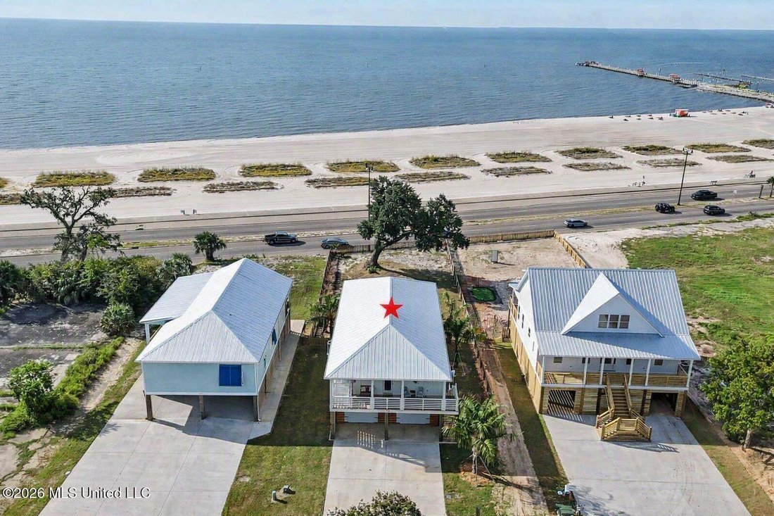 House in Gulfport, Mississippi, United States 3 - 18988015