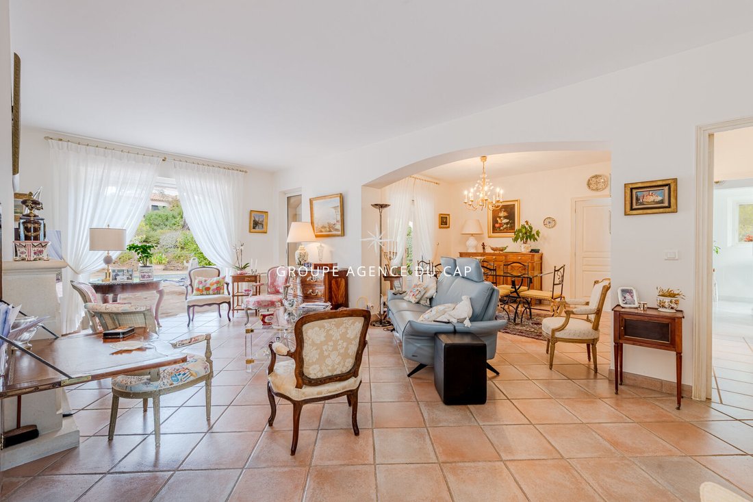 Villa in Val de Grace, Paris 5e Arrondissement, Paris 5 - 18989816