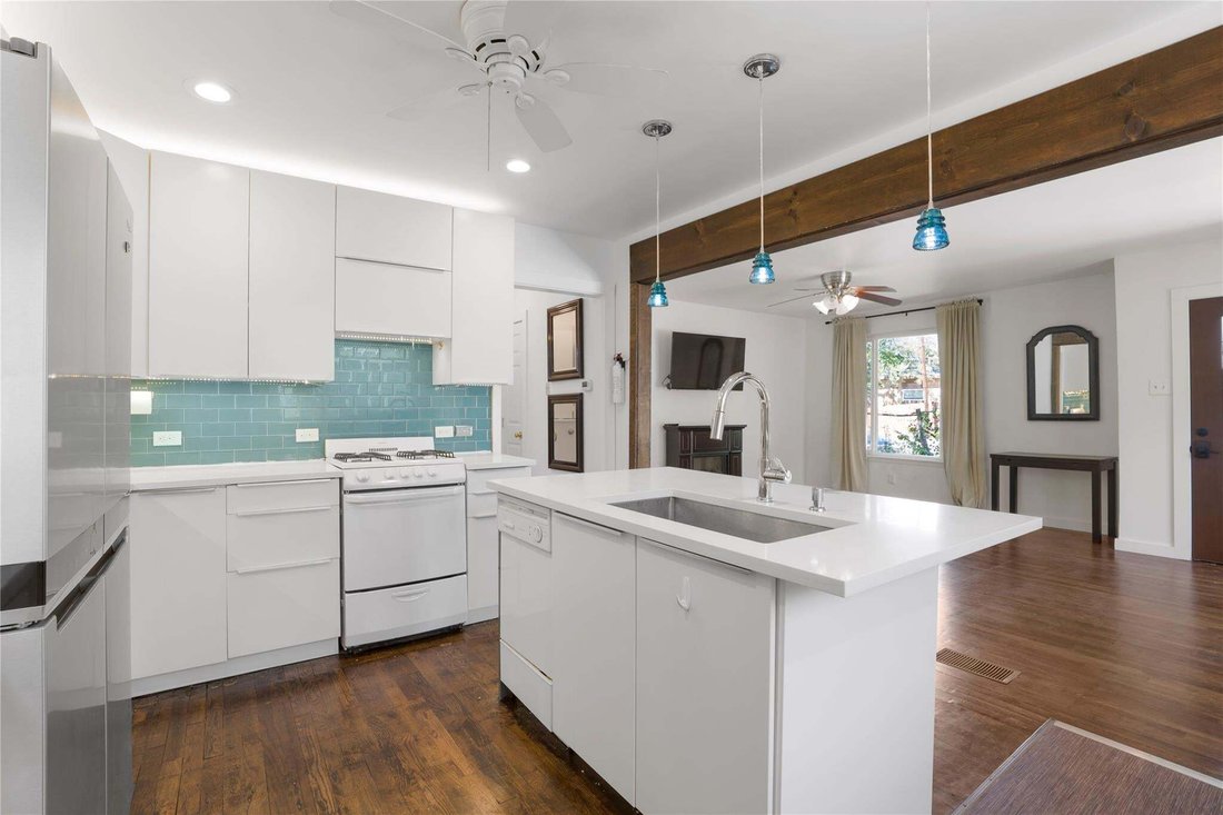 House in Austin, Texas, United States 4 - 18988484