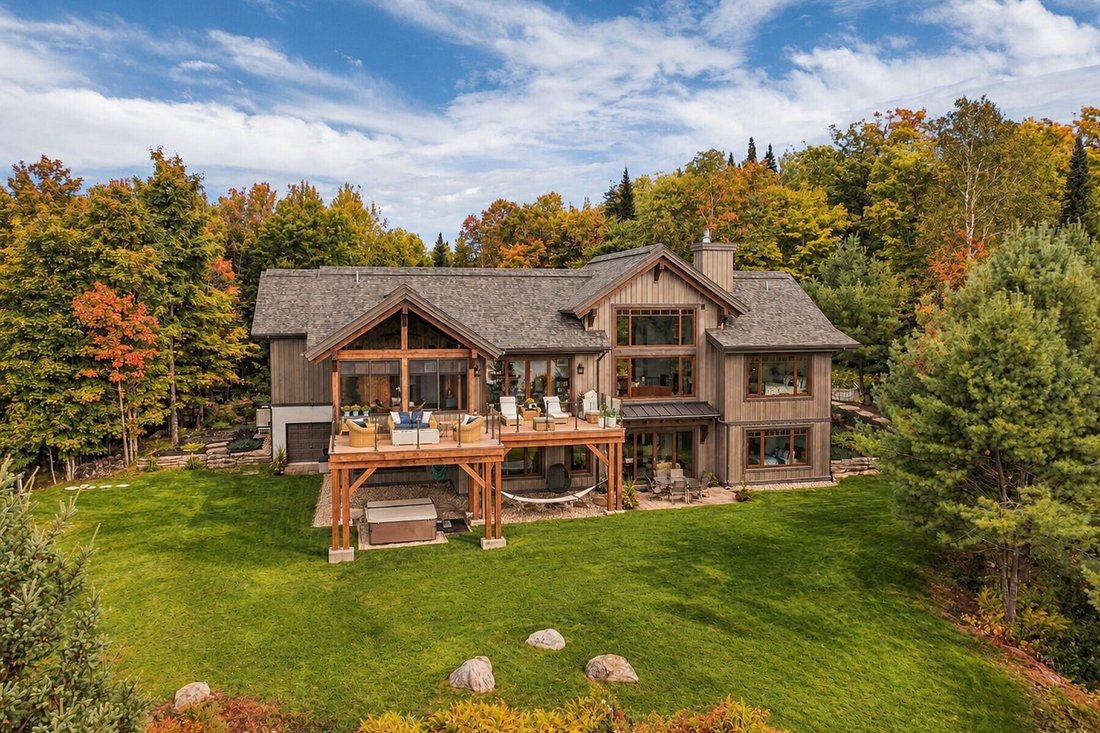 House in Mont-Tremblant, Quebec, Canada 3 - 18989151
