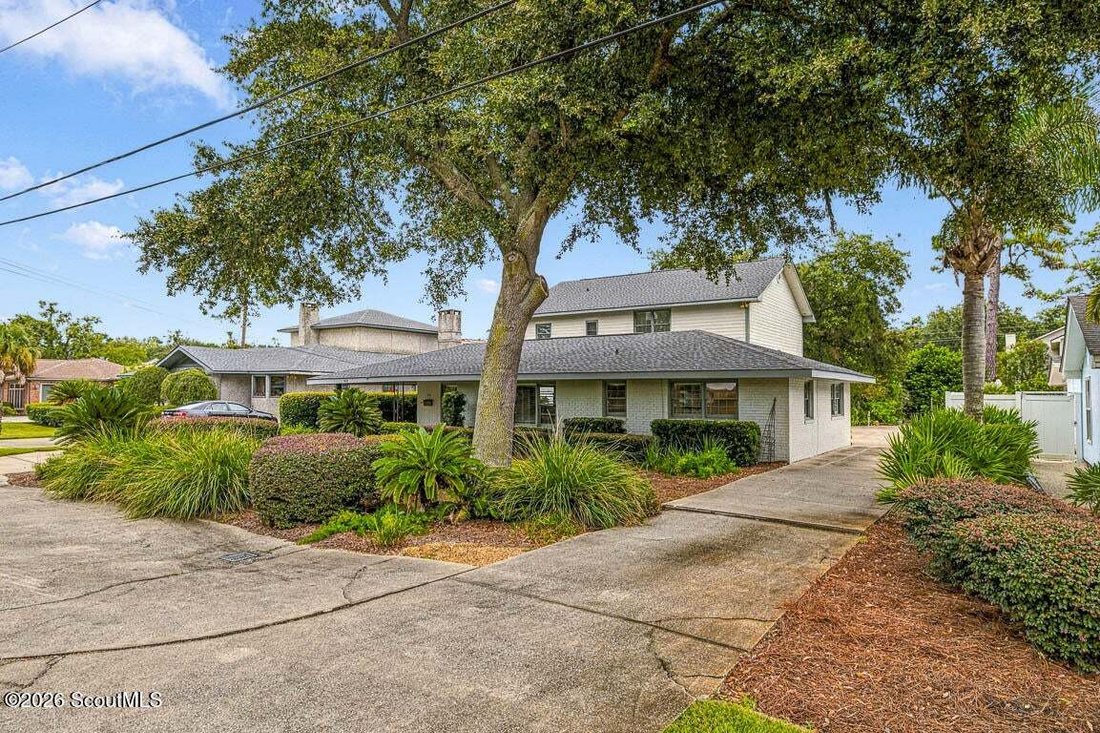 House in St. Simons, Georgia, United States 2 - 18988029
